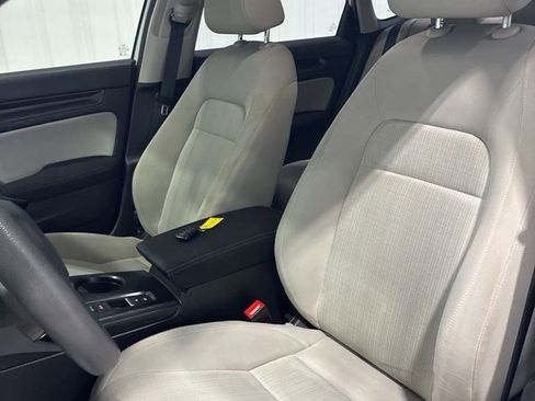 Used 2022 Honda Civic LX image 10