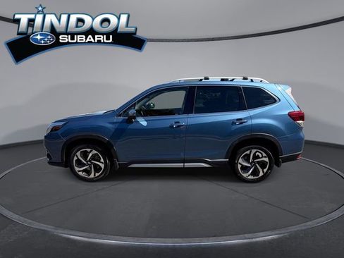 Used 2023 Subaru Forester Touring AWD/4WD image 5