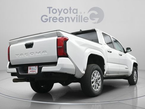 Used 2024 Toyota Tacoma SR5 RWD image 14