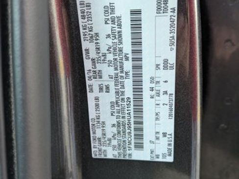 Used 2017 Ford Escape Titanium AWD/4WD image 15