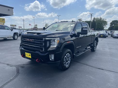 Used 2021 GMC Sierra 2500 AT4 w/ AT4 Preferred Package AWD/4WD image 4