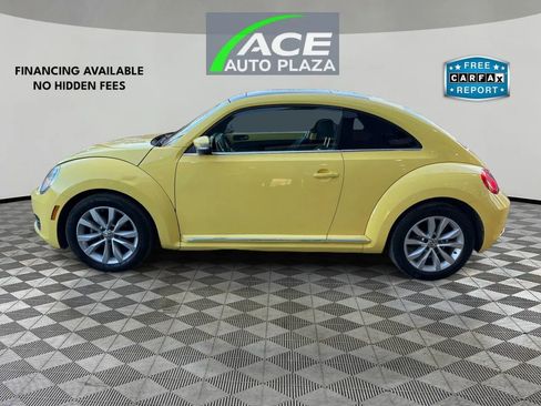 Used 2013 Volkswagen Beetle TDI image 8