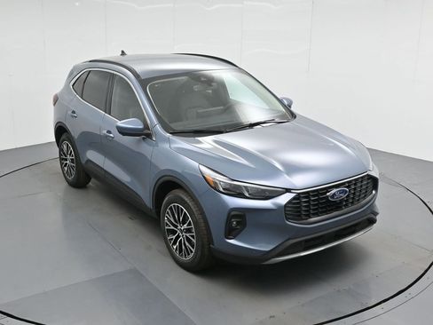 New 2025 Ford Escape Base w/ PHEV Premium Package image 42