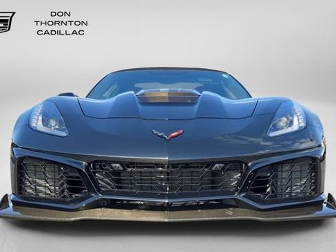 Used 2019 Chevrolet Corvette ZR1 RWD image 8