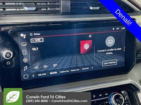 Used 2023 GMC Sierra 1500 Denali AWD/4WD image 23
