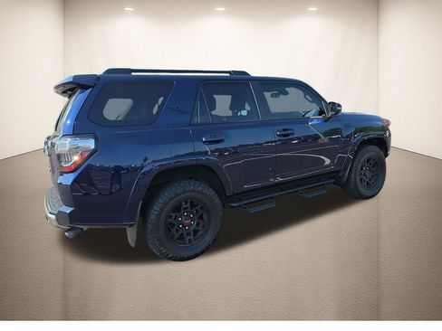 Used 2024 Toyota 4Runner TRD Off-Road Premium w/ Moonroof Package AWD/4WD image 4