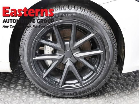 Used 2020 Tesla Model 3 Standard Range RWD image 24