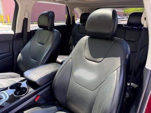 Used 2018 Ford Edge Titanium w/ Canadian Touring Package AWD/4WD image 18