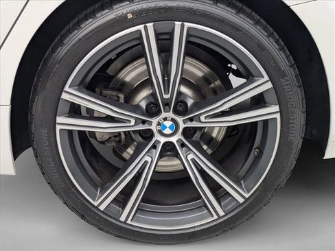 Used 2023 BMW 330i Sedan w/ Premium Package image 24