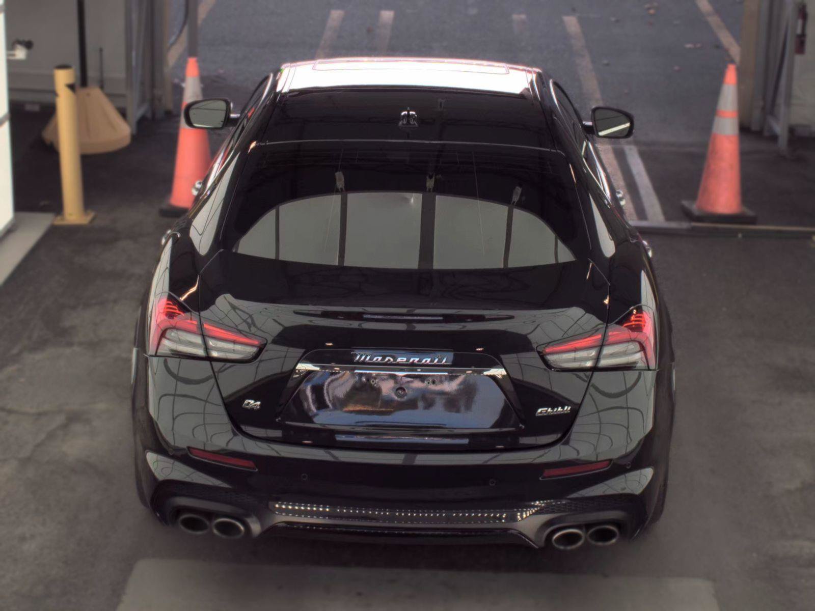 Used 2022 Maserati Ghibli Modena Q4 AWD/4WD image 6