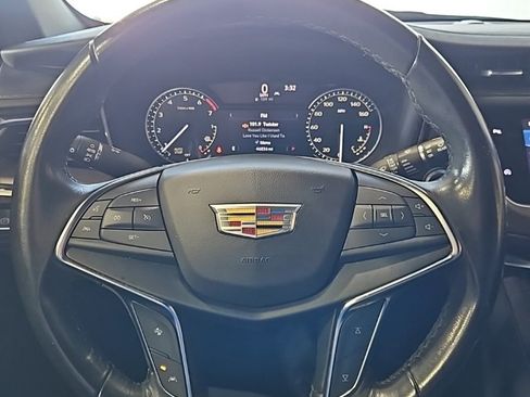 Used 2023 Cadillac XT5 Luxury image 33