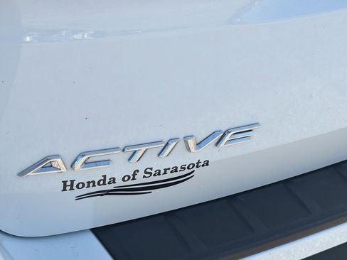 Used 2025 Ford Explorer Active image 12