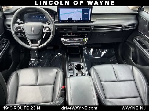 Certified 2024 Lincoln Corsair AWD w/ Equipment Group 101A image 23