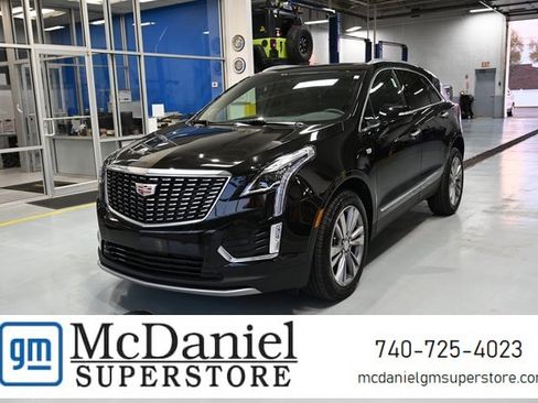 Used 2025 Cadillac XT5 Premium Luxury image 1