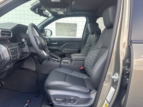 New 2026 Toyota Tacoma TRD Off-Road AWD/4WD image 4