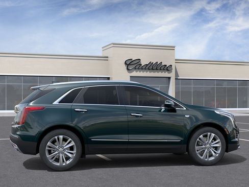 New 2026 Cadillac XT5 Premium Luxury w/ Driver Assist Package FWD image 5