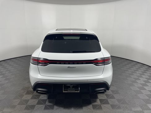 Used 2025 Porsche Macan image 6