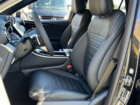 New 2026 Mercedes-Benz GLC 300 4MATIC image 11