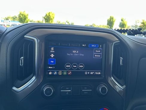 Used 2023 Chevrolet Silverado 2500 High Country w/ Z71 Off-Road Package AWD/4WD image 17