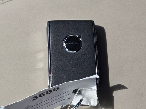 New 2026 Volvo XC90 B6 Plus w/ Protection Package Premier image 20