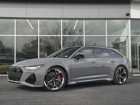 Used 2025 Audi RS 6 performance image 2