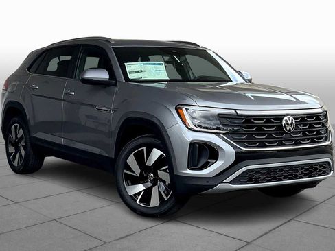 New 2026 Volkswagen Atlas Cross Sport SE image 2