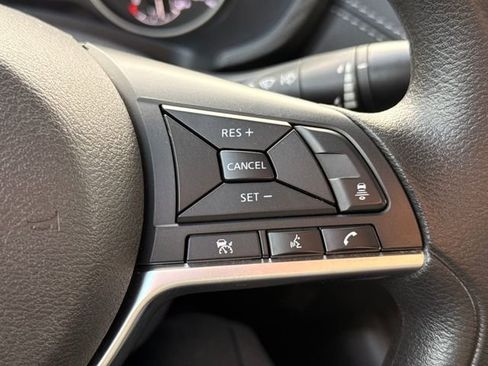 Used 2024 Nissan Sentra SV image 29