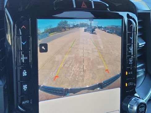 Used 2023 RAM 1500 Laramie image 25