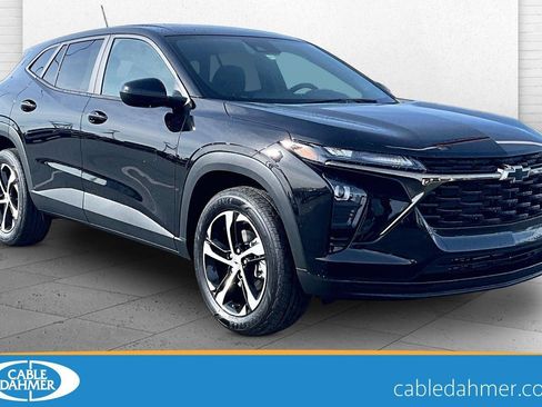 New 2026 Chevrolet Trax RS w/ Sunroof Package FWD image 1
