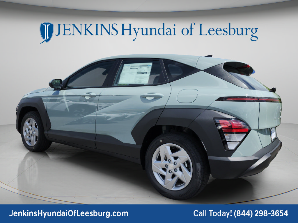 New 2027 Hyundai Kona SE FWD image 8