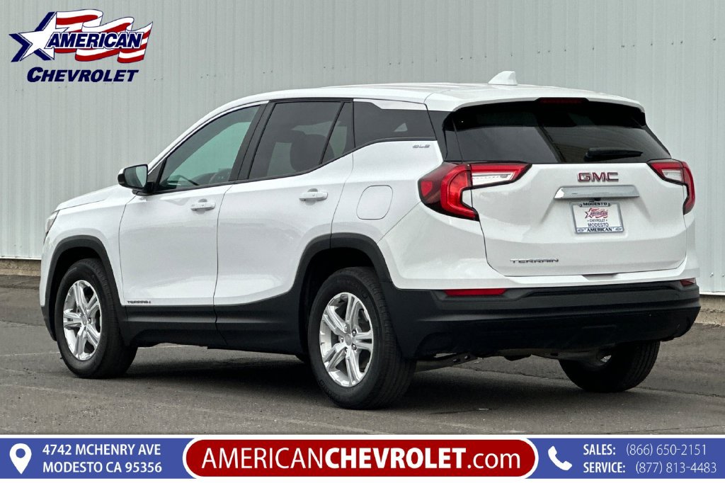 Used 2024 GMC Terrain SLE FWD image 6