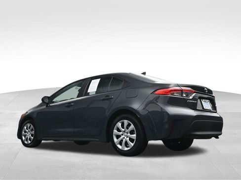 Used 2025 Toyota Corolla LE w/ Convenience Package FWD image 38