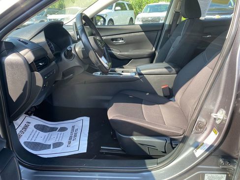 Used 2022 Nissan Sentra SV image 12