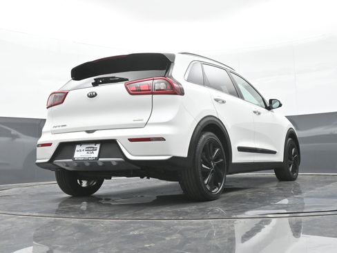Used 2019 Kia Niro S Touring image 44