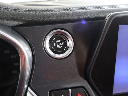 Used 2021 Chevrolet Blazer LT FWD image 34