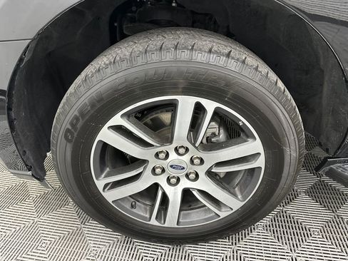 Used 2024 Ford Expedition Max Limited RWD image 13