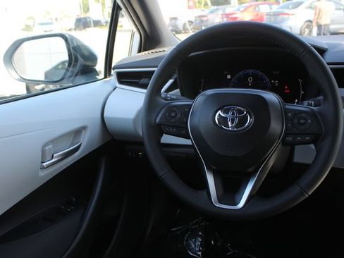Certified 2026 Toyota Corolla SE FWD image 40