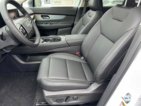 New 2025 Nissan Murano SL image 8