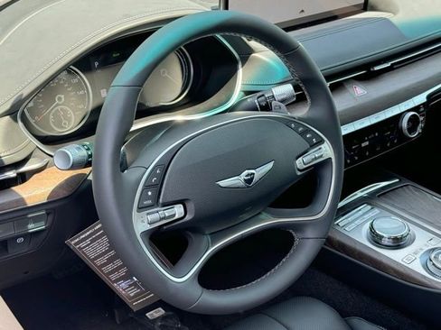 Used 2024 Genesis G80 image 16