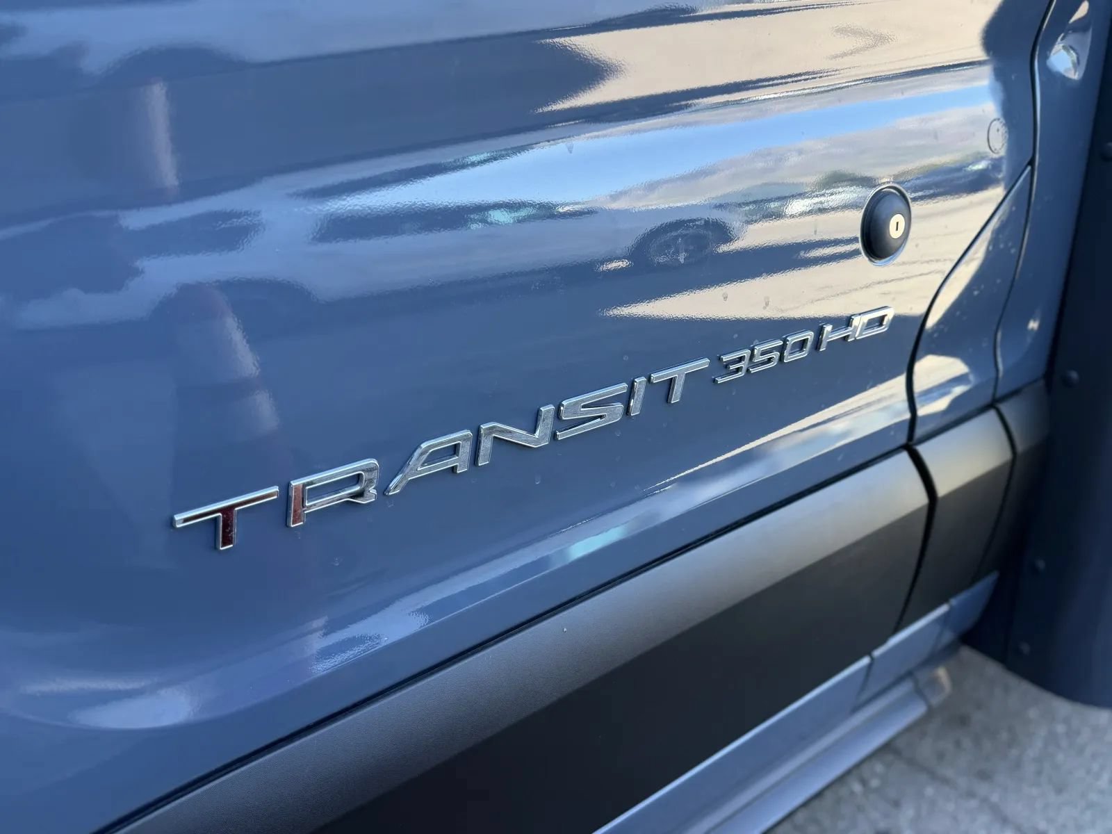 Used 2021 Ford Transit 350 DRW RWD image 39