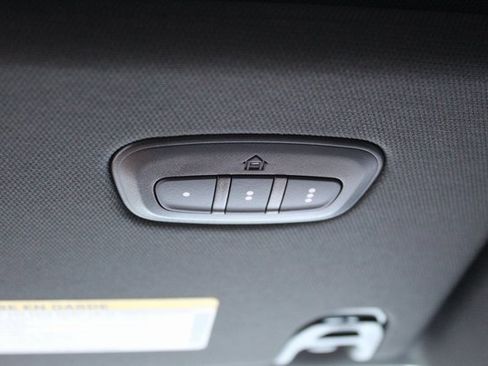 Used 2022 RAM 1500 Laramie w/ Sport Appearance Package image 31