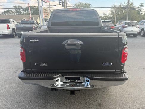 Used 2002 Ford F150 Lariat image 5