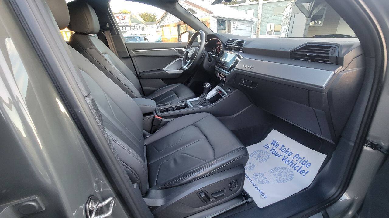 Used 2022 Audi Q3 2.0T Premium AWD/4WD image 20