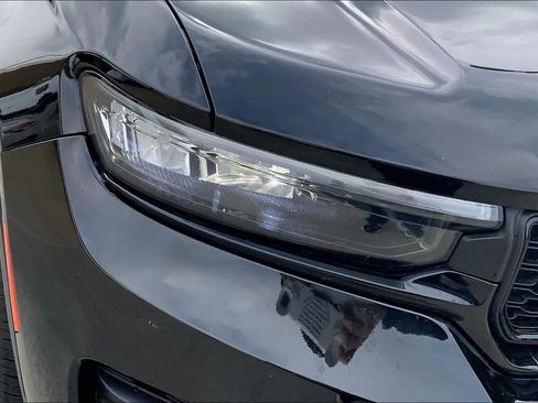 Used 2023 Jeep Grand Cherokee Altitude image 27