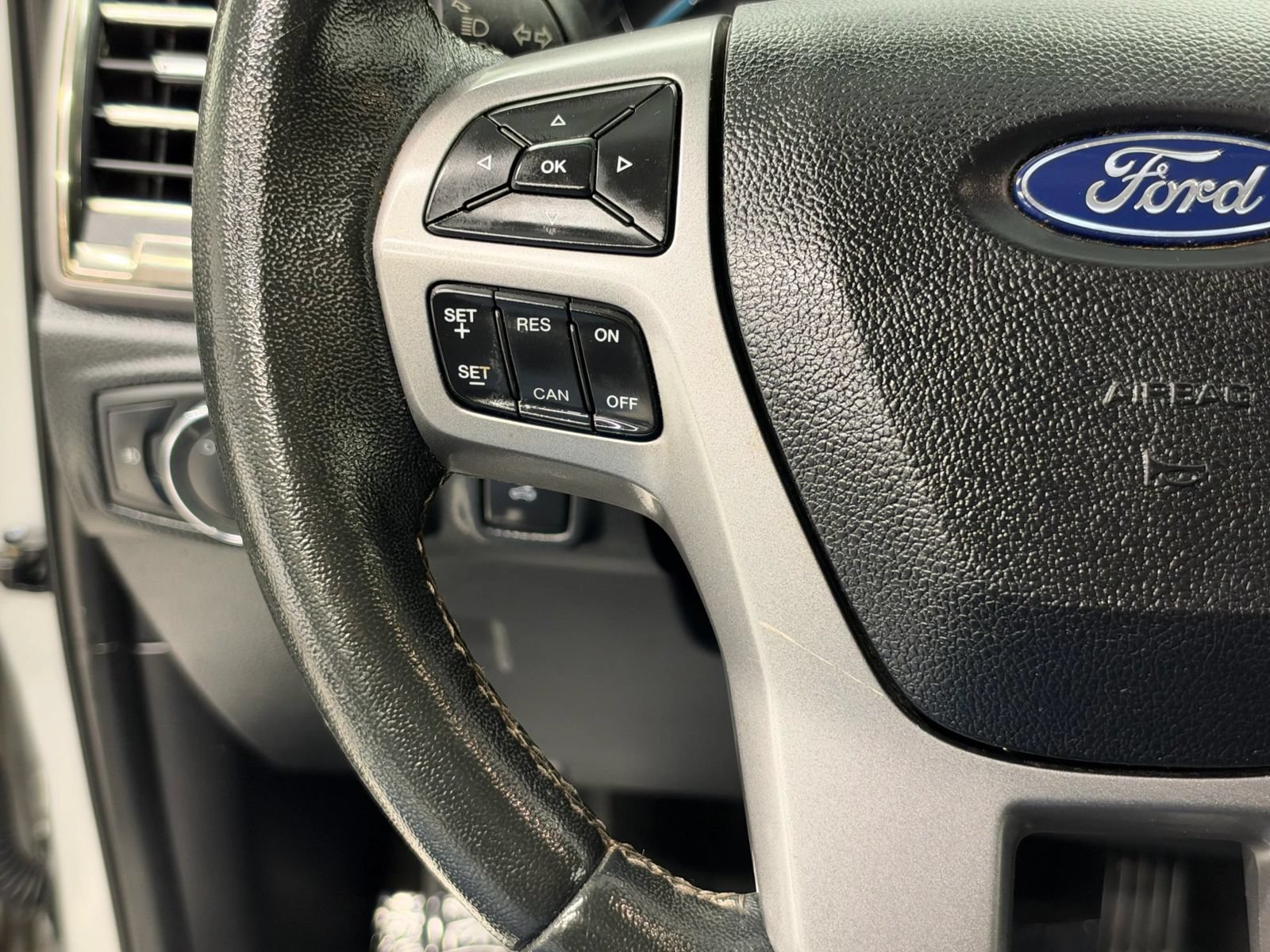 Used 2019 Ford Ranger XLT w/ Equipment Group 302A Luxury AWD/4WD image 31