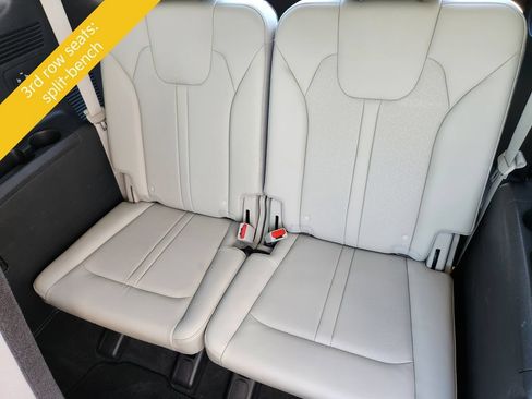 Certified 2023 Kia Sorento S w/ Panoramic Sunroof Package AWD/4WD image 18