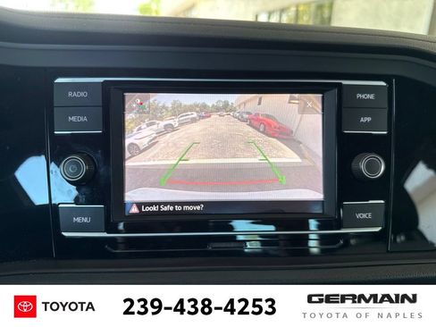 Used 2020 Volkswagen Jetta R-Line w/ R-Line Cold Weather Package FWD image 18
