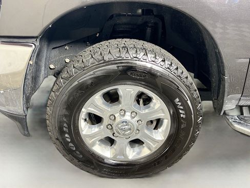 Used 2024 RAM 2500 Big Horn image 13