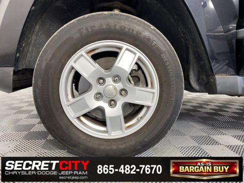 Used 2007 Jeep Grand Cherokee Laredo w/ Cargo Convenience Group image 9