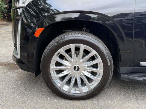 Certified 2023 Cadillac Escalade Premium Luxury AWD/4WD image 8